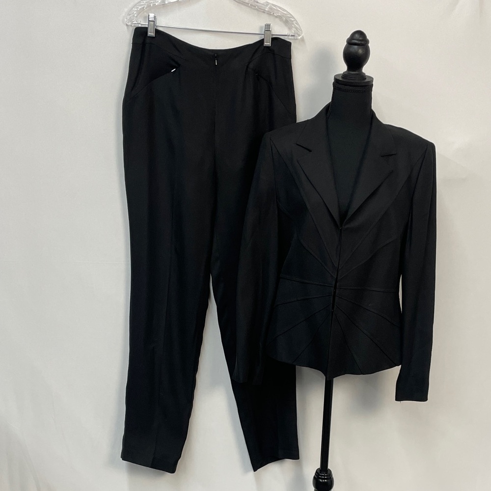 Simon Chang Black Women's Tailored Suit, Size 10